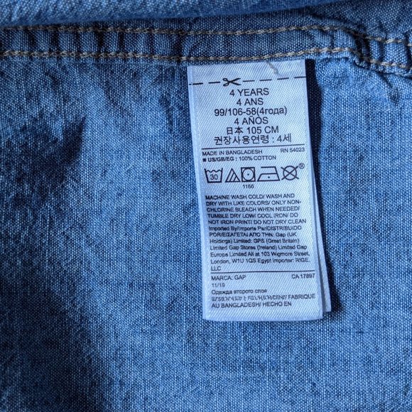 [KIDS 2/$30] EUC Toddler Boy (4T) - GAP Chambray Button-down Shirt - Picture 7 of 7
